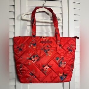 Like New Condition LUG Skyliner Tote Bag in Bouquet Red *sold out color*